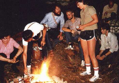 Feuerstelle beim Nachtlager 1982
